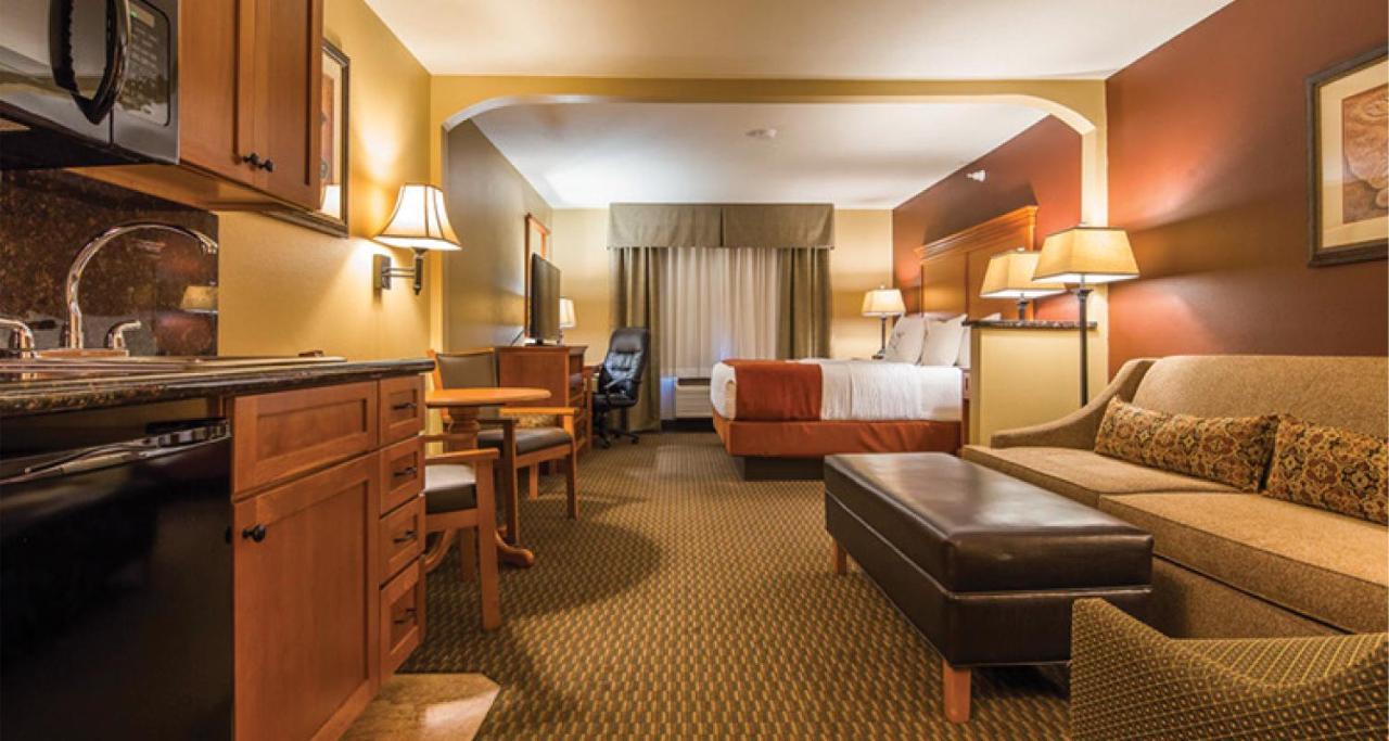Best Western Plus Deer Park Hotel And Suites Craig Bilik gambar